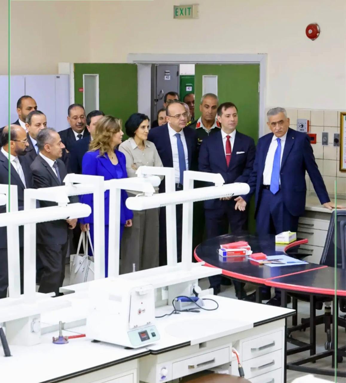 presedent Nathir 3.jpg